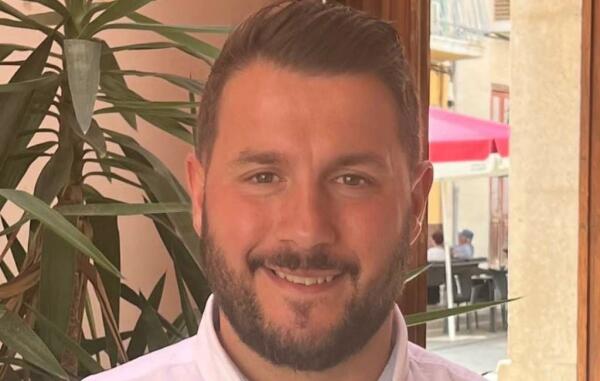 VOX Villajoyosa agradece la dedicaci&oacute;n y el tiempo de David Moreno por su municipio