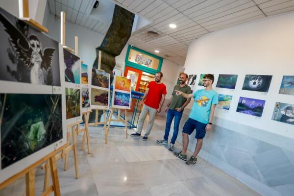 Últimos días para disfrutar de la exposición ‘Conversario Legendario’ en la Biblioteca Municipal de l’Alfàs