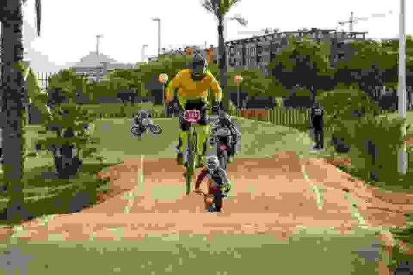 3 p&oacute;diums nucieros en el Auton&oacute;mico de BMX