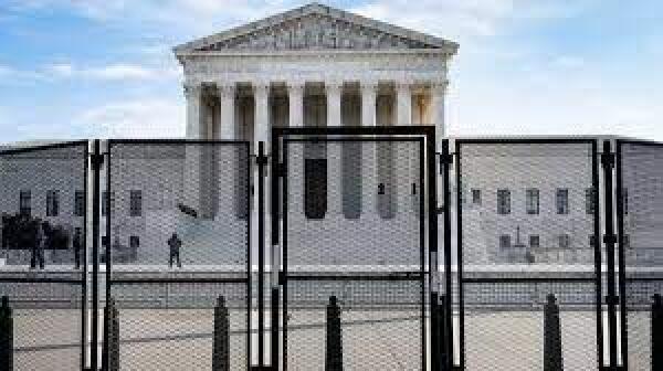 El Tribunal Supremo de EEUU revoca el derecho constitucional al aborto, vigente desde hace 50 años 