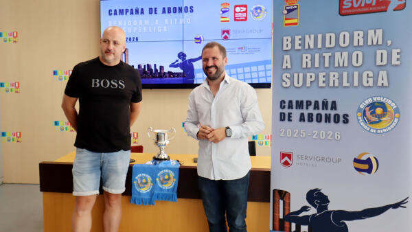 El Club Voleibol Playas de Benidorm pide el apoyo de familias y aficionados de cara a una temporada “histórica”