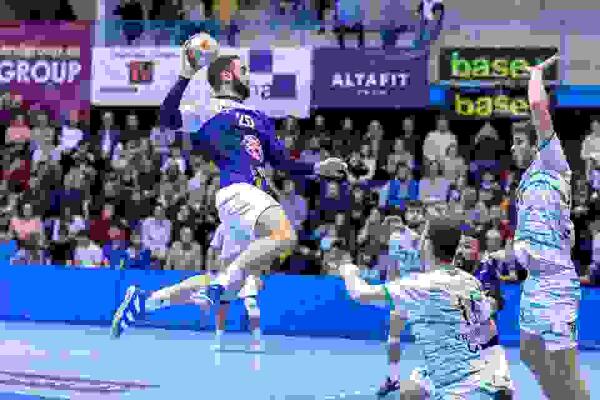 El BM Benidorm buscar&aacute; su primera victoria este s&aacute;bado en casa frente al Anaitasuna