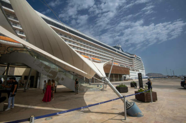 Una alianza entre Global Ports y Sepcan se perfila para gestionar la terminal de cruceros de Alicante 