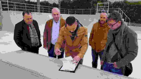 El Ayuntamiento de la Vila recepciona las obras del skate park de la Cala 