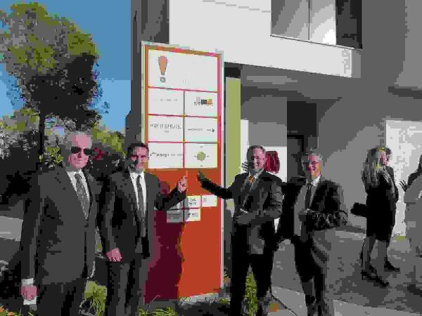 El embajador holand&eacute;s inaugura el Centro de Negocios  Costa Blanca en La Nuc&iacute;a 
