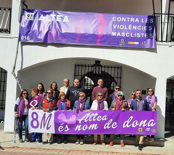 En un ambiente distendido, el 8 M se convierte en Jornada reivindicativa de la igualdad de derechos entre hombres y mujeres