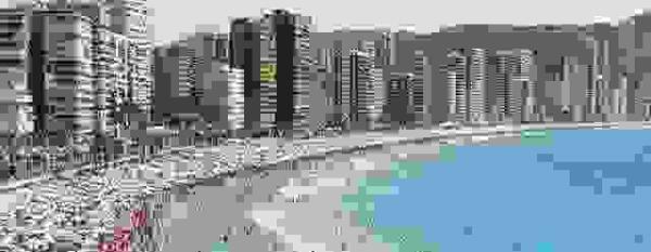 Benidorm intensifica los medios para luchar contra actividades no autorizadas en las playas