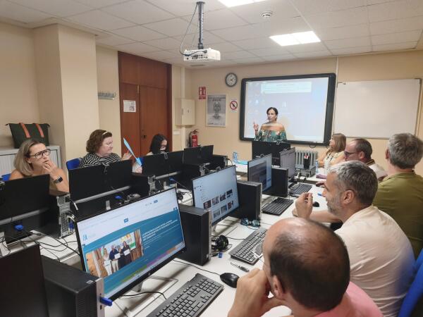 La Diputaci&oacute;n imparte un nuevo curso para ayudar a los ayuntamientos a actualizar sus portales de transparencia