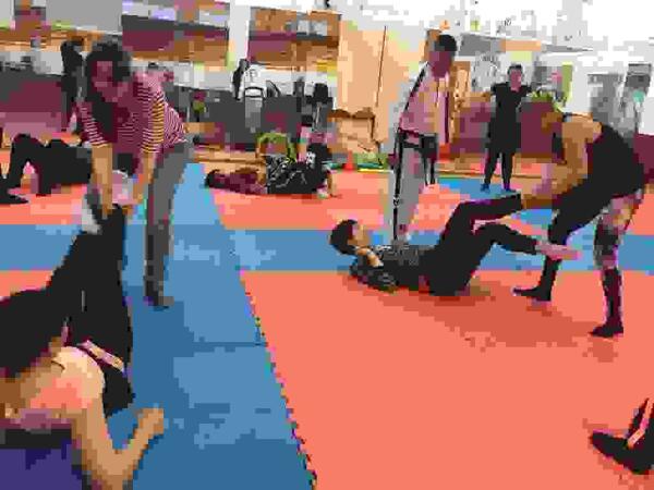   Finaliza el curso de Defensa Personal con la participación de 26 mujeres en Callosa