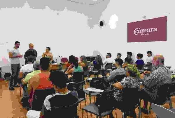 Comienza el curso b&aacute;sico de ingl&eacute;s en el Vivero de Empresas de Finestrat con todas las plazas ocupadas