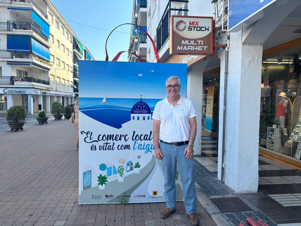 Las rebajas de verano llegan al comercio local de Altea y el edil de área anima a aprovecharlas 
