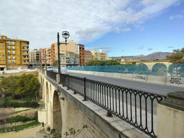 Villajoyosa inicia las obras del puente sobre el r&iacute;o Amadorio con un presupuesto de 858.387 euros