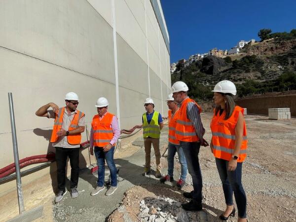 SIGUE LA AMPLIACIÓN DE LA ZONA POLIDEPORTIVA DE FINESTRAT CON LA CONSTRUCCIÓN DEL CARRER DE PILOTA VALENCIANA