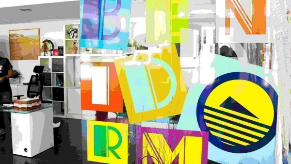 Benidorm avanza en la redacci&oacute;n de su Plan Joven, que en breve iniciar&aacute; la fase de participaci&oacute;n ciudadana.