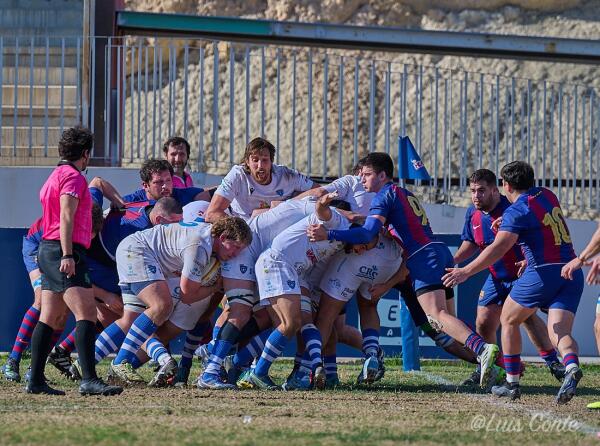 El Huesitos La Vila quiere cerrar la primera fase con una victoria ante el Complutense Cisneros