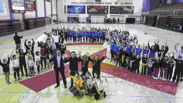 La Nuc&iacute;a conmemora el &ldquo;D&iacute;a Mundial contra el SIDA&rdquo; con un gran lazo humano 