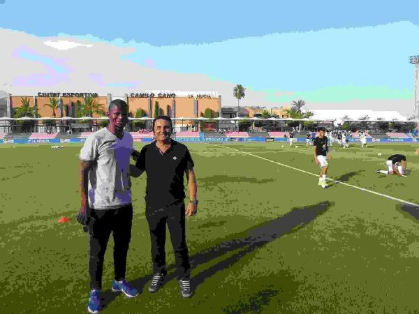 El ex jugador del Real Madrid Julio C&eacute;sar visita #LaNuciaCiudadDelDeporte