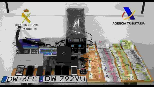 La Guardia Civil y la Agencia Tributaria detienen a 17 personas de diferentes nacionalidades dedicadas al tr&aacute;fico de droga