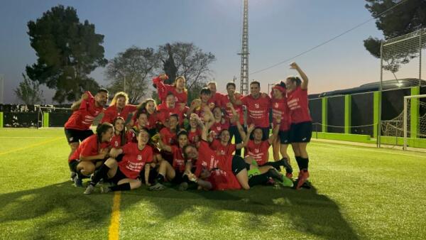 El equipo femenino del CF La Nucía asciende a Liga Nacional 