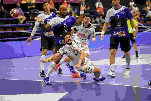 Hist&oacute;rico debut con triunfo del BM Benidorm en la EHF European League