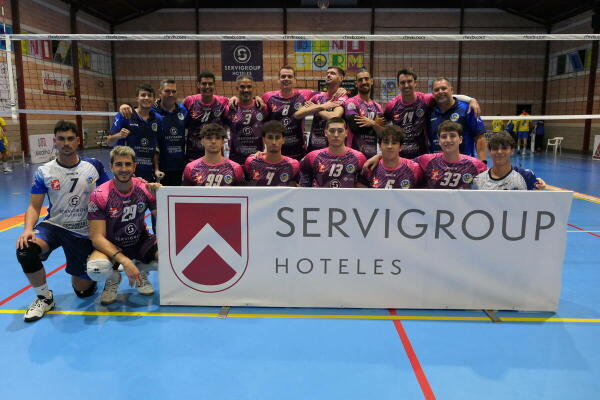 El Servigroup Playas de Benidorm masculino se impone con autoridad al CV SUAC Canarias y se afianza como líder (3-0) 