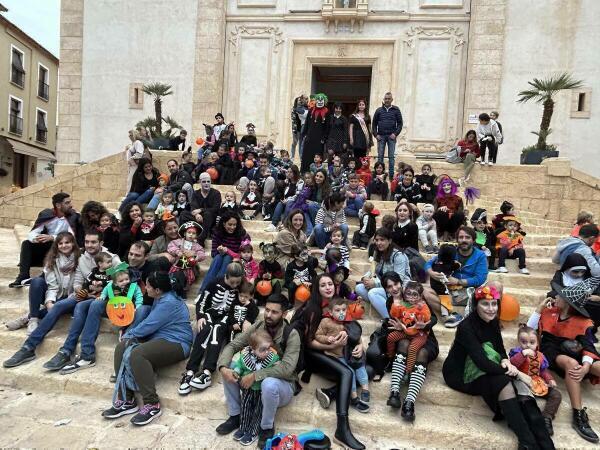 El Cirer se llenó de niñas y niños en la fiesta de Halloween infantil