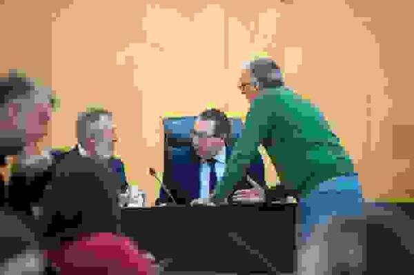 La Fiscal&iacute;a Anticorrupci&oacute;n ve indicios de delito de P&eacute;rez y Navarro por el bar de la isla  de Benidorm 