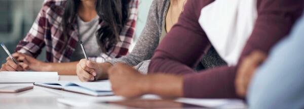 Estudiar en casa o en la biblioteca: ¿qué opción consume más energía durante la preparación de la PAU 2025? 