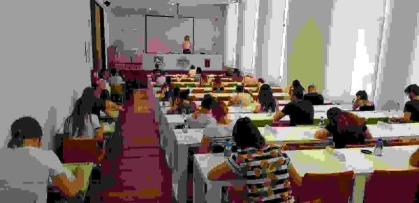 La Nuc&iacute;a &middot; 80 alumnos se examinan de &ldquo;Cambridge English Exams&rdquo; en  el segundo turno