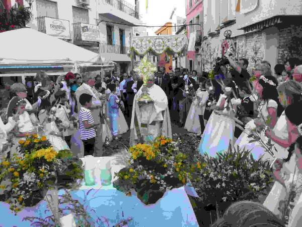La Nuc&iacute;a &middot; &ldquo;Mantos florales&rdquo; en la procesi&oacute;n del Corpus Cristi 