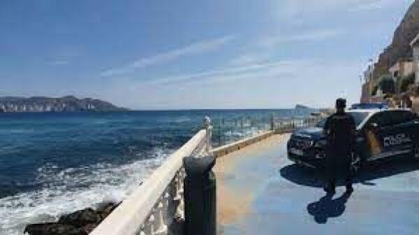 Detienen en Benidorm a dos personas por vender entradas falsas de los conciertos más codiciados