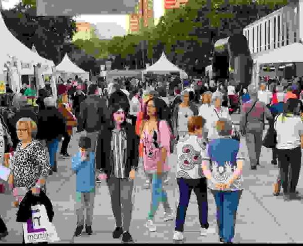 &iquest;C&oacute;mo gana dinero tu empresa? 35 ejemplos de modelo de negocio para inspirarte