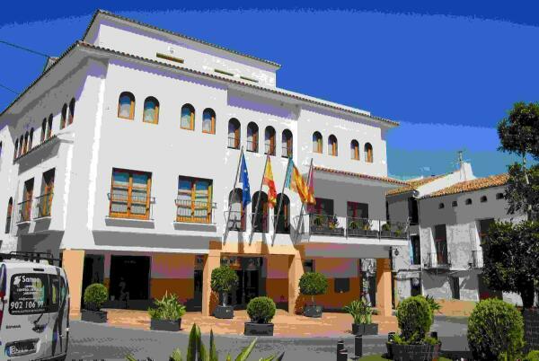 La Nuc&iacute;a &middot; El Ayuntamiento multar&aacute; con 800 &euro; los vertidos ilegales  en los Contenedores de Poda 