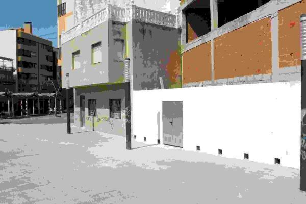 Callosa &middot; El Ayuntamiento erradica los problemas de suciedad y micciones del Paseo Vicent Berenguer i Llopis con la instalaci&oacute;n de un muro 