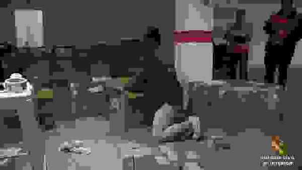 La Guardia Civil interviene la mayor aprehensi&oacute;n de medicamentos, anabolizantes y sustancias prohibidas en el deporte a nivel europeo