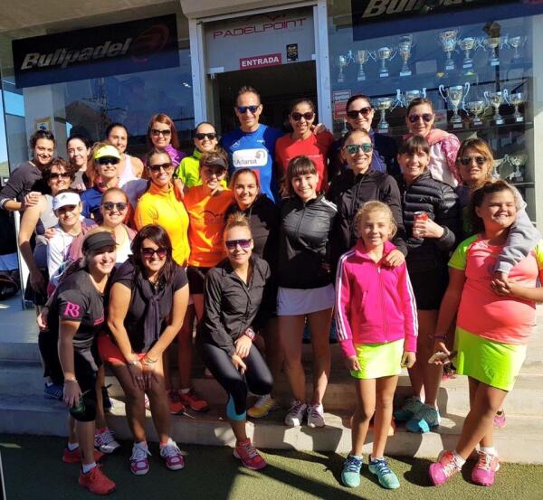 La Nuc&iacute;a &middot; 120 jugadores participaron en el I Torneo Ben&eacute;fico de Padel  de la &ldquo;Protectora de Animales&rdquo;