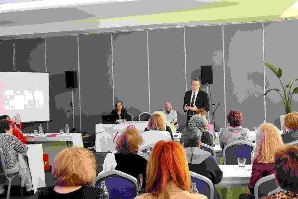   Jornada de trabajo en Benidorm de las Amas de Casa de la provincia de Alicante