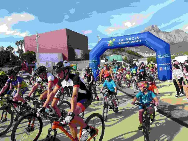 La Nucía “pedalea” este domingo con el “VIII Día de la Bici, Día sin coches”  