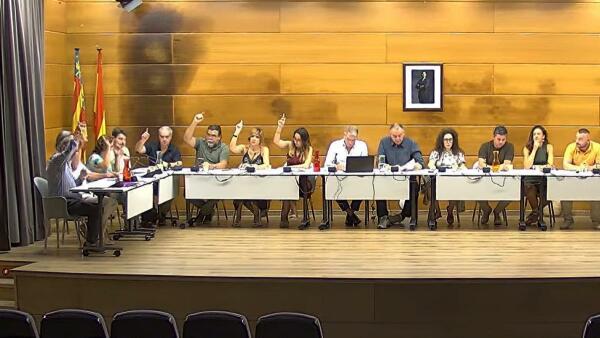 El Partido Popular de Altea vuelve a hacer oposici&oacute;n contra s&iacute; mismo criticando una ordenanza que reconoce necesaria y se absteni&eacute;ndose para no tener que explicar su incoherencia