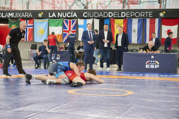 España cosecha 26 oros en el Internacional de Luchas Olímpicas de La Nucía