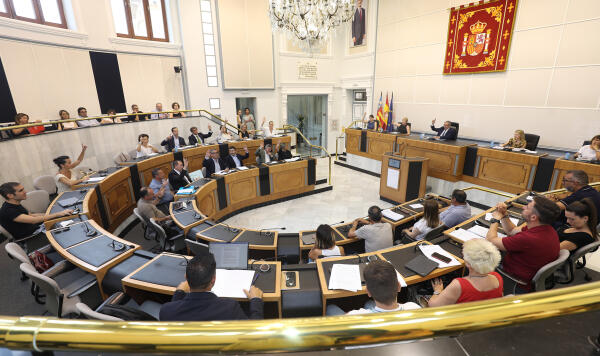 La Diputación aprueba el Plan +Cerca y distribuye 6,1 millones de euros entre todos los municipios de la provincia priorizando a los más pequeños 