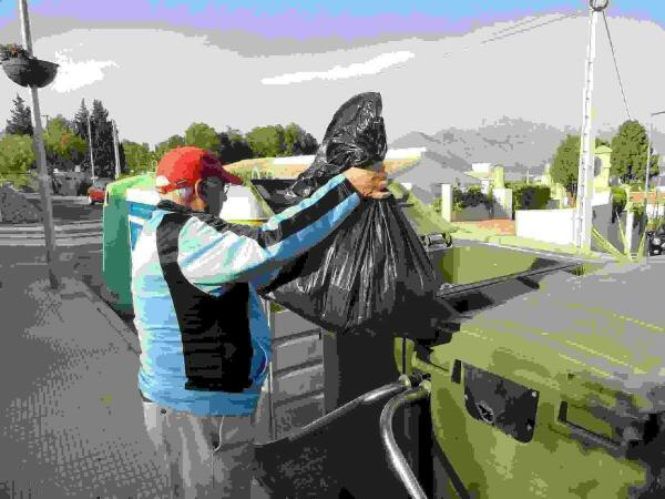 La Nucía · La subvención de la Basura llega a 207 familias