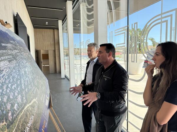 El Director del &ldquo;Sport&rdquo; visita &ldquo;La Nuc&iacute;a, Ciudad del Deporte&rdquo;