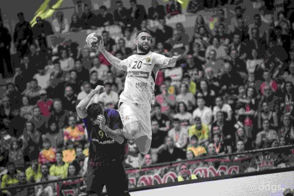 El Balonmano Benidorm incorpora al ilicitano Adrián Nolasco