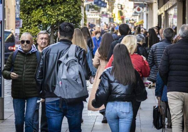 La Generalitat impondrá multas de hasta 3.000 euros a los comercios y empresas que denieguen la atención en valenciano