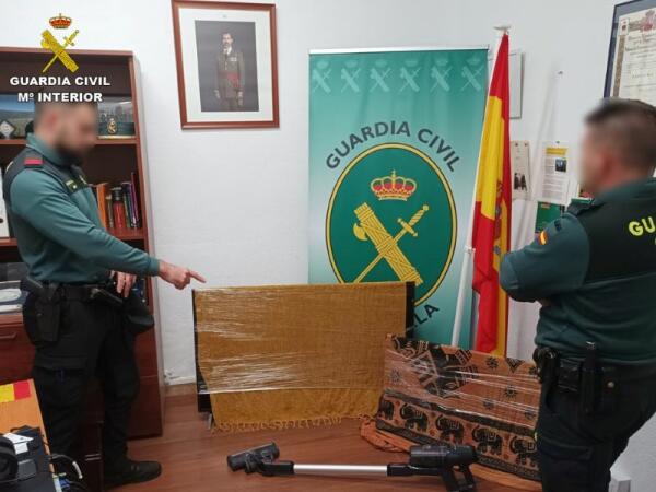 La Guardia Civil desmantela un grupo criminal dedicado al robo de viviendas en la localidad de Orihuela 