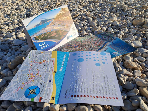 Altea edita mapas en altorrelieve y braille para que todas las personas puedan descubrir las riquezas del municipio