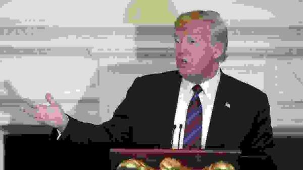 Trump acusa a Google de manipular noticias sobre &eacute;l en el buscador 