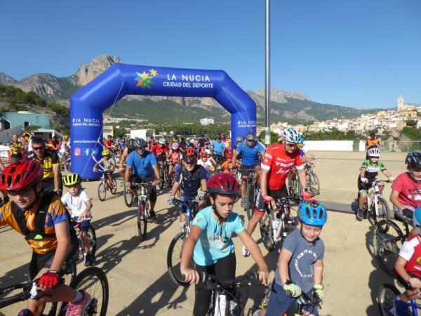 La Nucía “pedalea” este domingo con el “IX Día de la Bici, Día sin coches”  