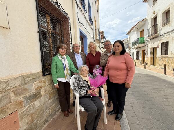 La nuciera Antonieta &ldquo;Tomaquero&rdquo; cumple 100 a&ntilde;os 